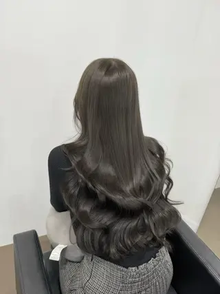 ロング カラー 【ioe 岡本】 🎀NOKO🎀のヘアスタイル