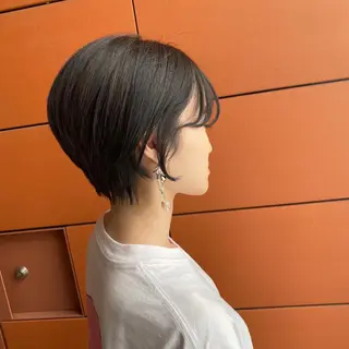 ショート カラー 井手 孔介のヘアスタイル