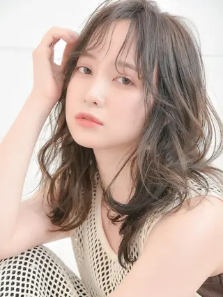 ミディアム カラー ivybyCIEL 女性専用サロンのヘアスタイル