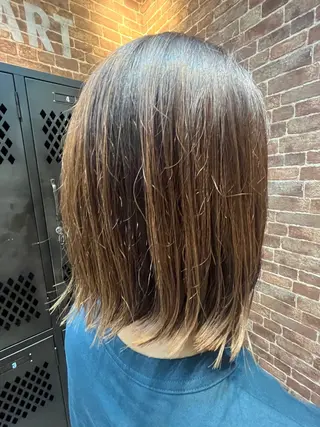 セミロング カラー 久木原 ゆりのヘアスタイル