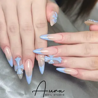 ネイル Aura Nail Studioのネイルデザイン