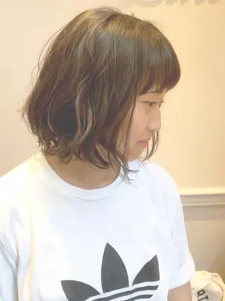 ショート カラー 中村 瑛秀のヘアスタイル