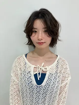 カラー Anna⸝⸝⸝ഒ/ハ イトーン/ニュアンスのヘアスタイル