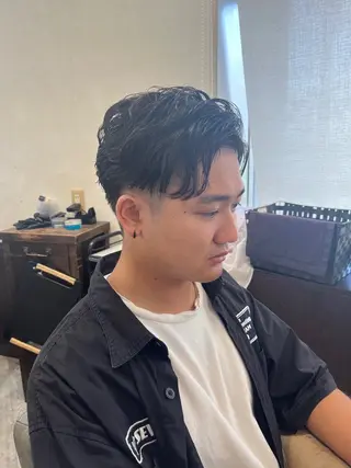 ミディアム 佐藤 瑚碧のヘアスタイル