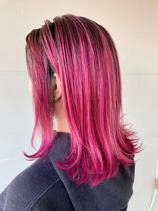 ミディアム タカツド ユウキのヘアスタイル