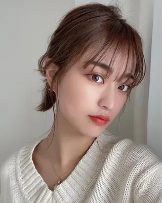 ミディアム カラー ヘアアレンジ レイヤー専門家 ダブルカラー修のヘアスタイル