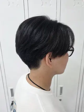 ショート toiro ちだしえりのヘアスタイル