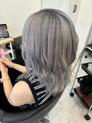 ミディアム カラー 松井 敬太郎のヘアスタイル