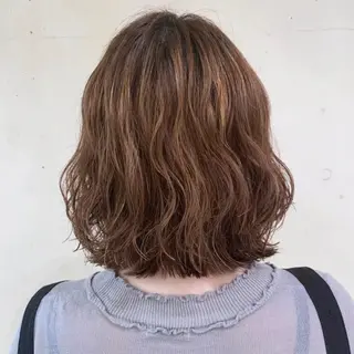ミディアム パーマ 髪質改善 縮毛矯正/ レイヤー/銀座/本木のヘアスタイル
