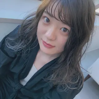 ミディアム 村阪 由美子のヘアスタイル