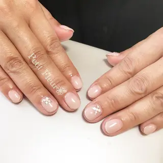 ネイル 青柳 亜梨奈のマツエク・マツパデザイン