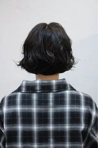 ショート パーマ 🪻二宮俊カットモデ ル縮募集🪻のヘアスタイル