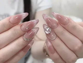 ネイル エリ🫧 nail池袋東口のネイルデザイン