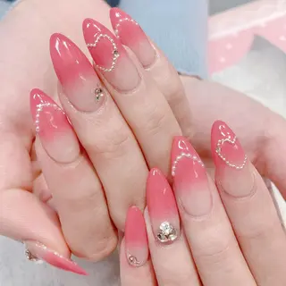 ネイル バニーアイズ　ネイル ニューオータニ博多店のネイルデザイン