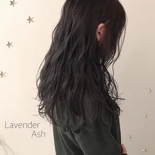 ロング カラー 市川 千夏のヘアスタイル