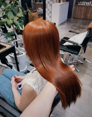 カラー くるみ avedaのヘアスタイル