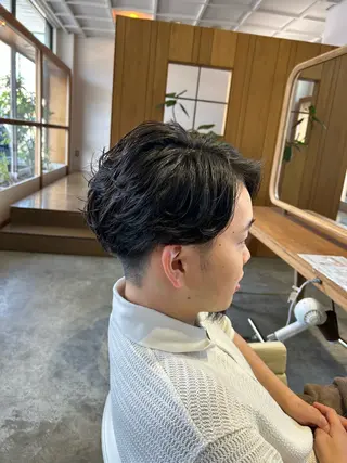 ショート パーマ メンズ 佐藤 悠生 メンズパーマ.カットのヘアスタイル