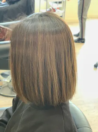 ミディアム カラー 鶴見 和美のヘアスタイル