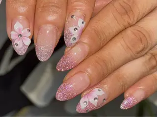 ネイル Nail salon Genieのネイルデザイン
