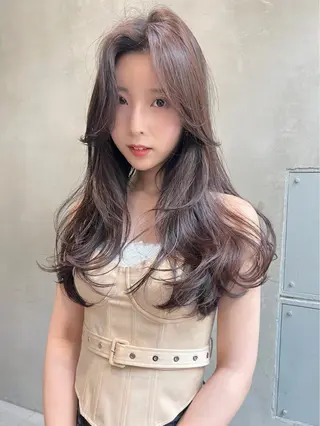 ロング カラー 艶髪／韓国ヘア🎀 Kanon︎︎⁺.のヘアスタイル