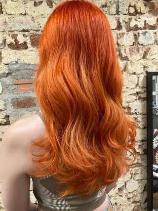 セミロング カラー 髪質改善　艶髪✨ Teppeiのヘアスタイル