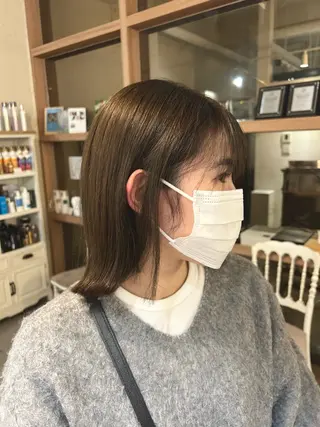 ミディアム カラー 瀬川 夏緒のヘアスタイル