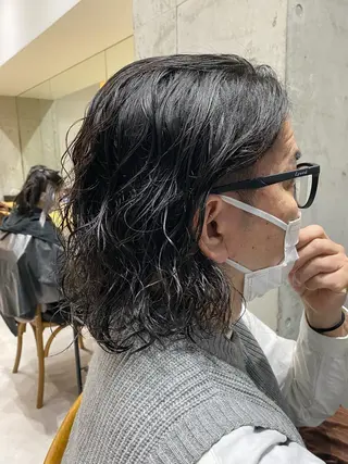 セミロング パーマ メンズ 似合う髪型見つけます AYAKAのヘアスタイル