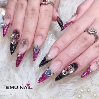 ネイル EMU NAILのネイルデザイン