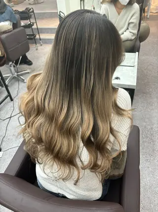 ロング 髪質改善・縮毛矯正 🌈SENAのヘアスタイル