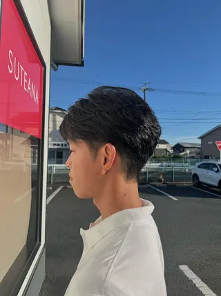 ミディアム パーマ メンズ 野寺 琉弥のヘアスタイル