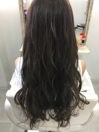セミロング ロング カラー 髪質改善 中川　翔のヘアスタイル