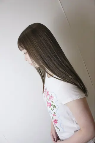セミロング カラー 土居 正季のヘアスタイル