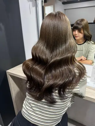 ロング カラー ヘアアレンジ 透明感オリーブ🫒/ 赤み消し/ヒロのヘアスタイル