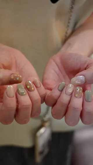 ネイル pointillé .ayaのネイルデザイン