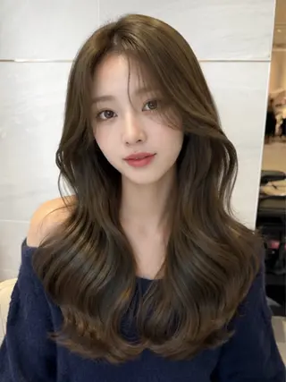 ロング カラー 透明感カラー🌿 グレージュ🐺陽介のヘアスタイル
