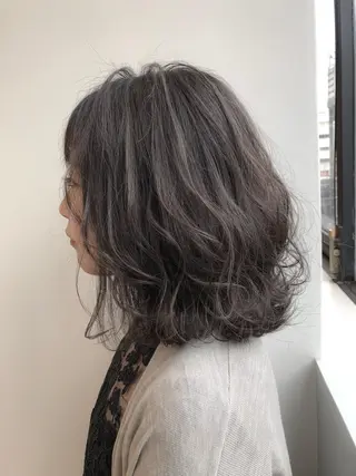 ミディアム カラー 【透明感、艶髪】西村 有司のヘアスタイル