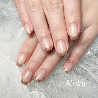 ネイル 🦋 Queenieのネイルデザイン