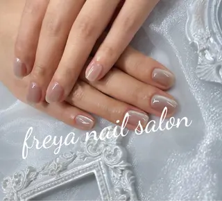 ネイル Freya トウのネイルデザイン