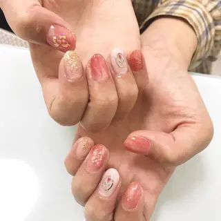 ネイル 板垣 綾乃のネイルデザイン