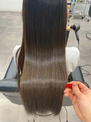 ロング ✨似合わせカラー 阿部賢✨のヘアスタイル