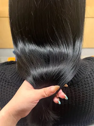 カラー Cipre にちかのヘアスタイル