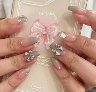 ネイル Nail salon Rhonaのネイルデザイン