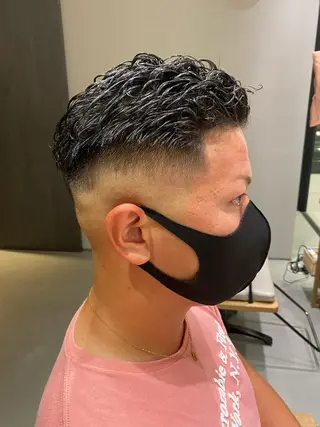 ショート パーマ メンズ unopulir 景山 凌のヘアスタイル
