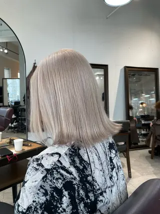 ミディアム カラー パーマ ヘアアレンジ ブリーチカラー🤍 颯馬🐈‍⬛のヘアスタイル