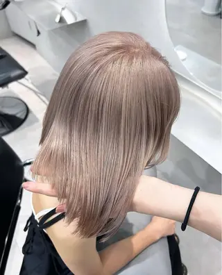 ミディアム sera 🎀ベージュのヘアスタイル