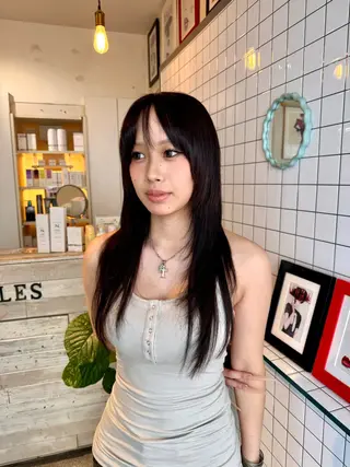 セミロング レイヤーウルフ エクステ磯部のヘアスタイル