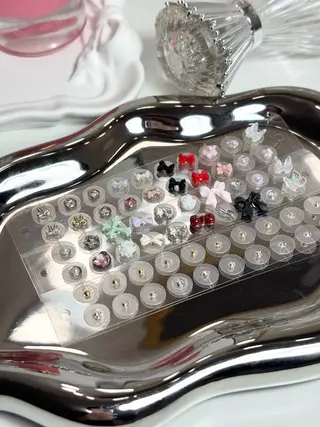 Nail salon ROAのネイルデザイン