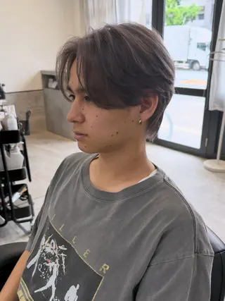 カラー メンズ ハイトーン✨髪質 改善🌈🫧RYOのヘアスタイル