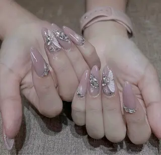 ネイル Hin Hana Nailのネイルデザイン