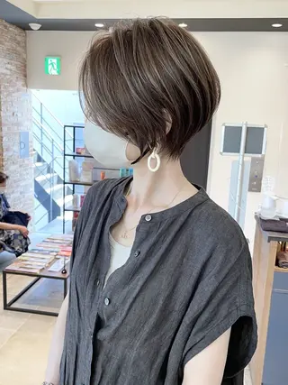 ショート カラー 大人女性お悩み解決 ショート/イハカズキのヘアスタイル